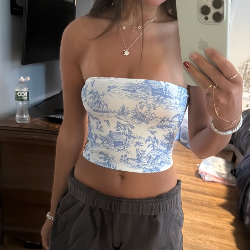 Edikted Blue and White Fitted Crop Top